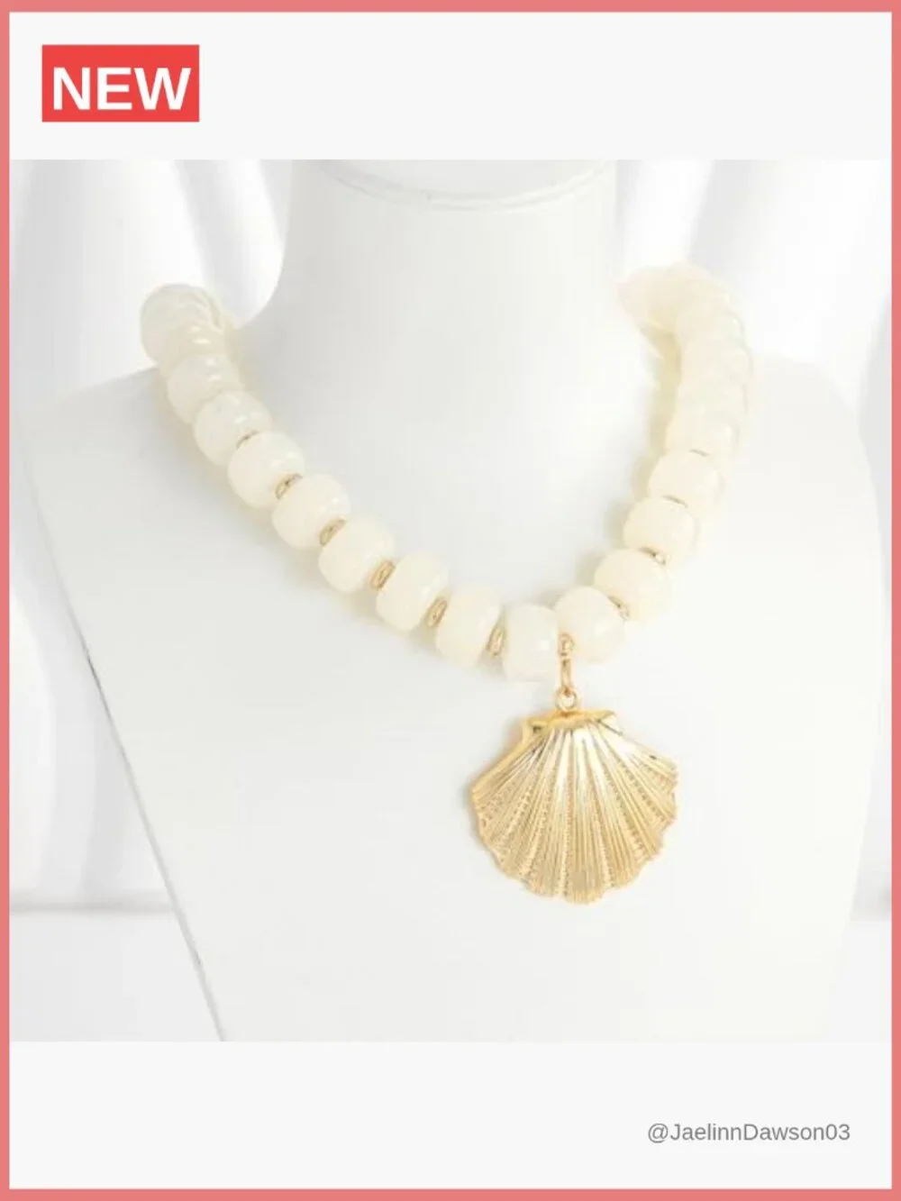 Chunky Beaded Statement Necklace with Seashell Pendant Adjustable Lobster Clasp
